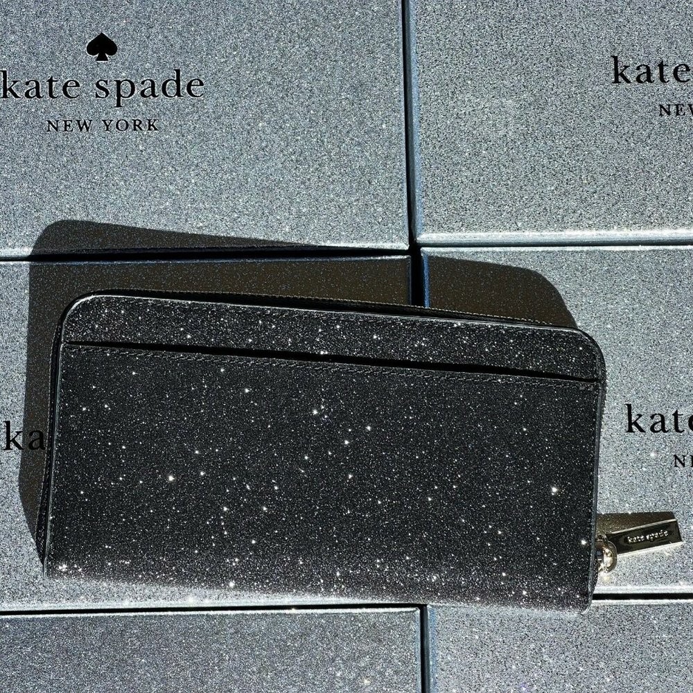 Kate Spade Gift Boxed Large Continental Wallet - Picture 2 of 6